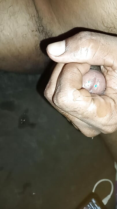 The desi boy started shaking at the sight of Desi Bhabhi's