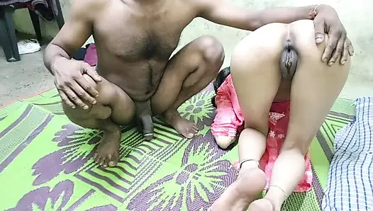 Mere husband ji Ne mujhe kutiya Banakar bur chudai Kiye Hai chut se bahut aawaj aane lagi