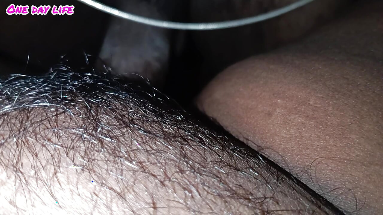 Tamil büyük üvey erkek kardeş üvey kız kardeşiyle gece rol yapma seksi yapıyor