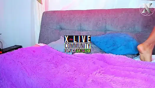 Облизывание киски до тех пор, пока не начнёт брызгать: брызгать прямо в рот и глотать соки