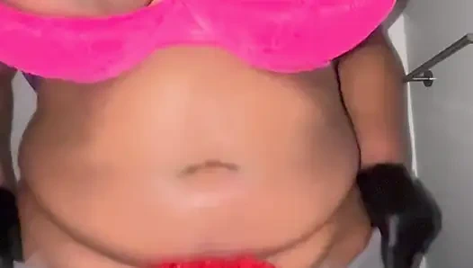 Cewek seksi ini lagi asik sampai berdenyut di hari valentine! (Bagian 2)