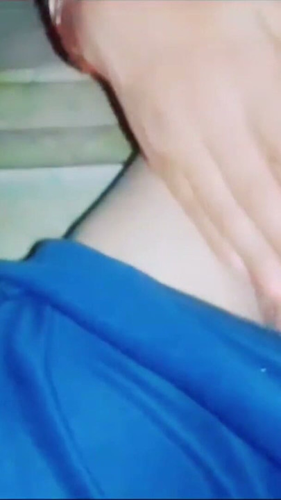 Saat ini memek sempitnya sempit bangert, cuma satu jari yang bisa masuk ke dalam | Klip 1