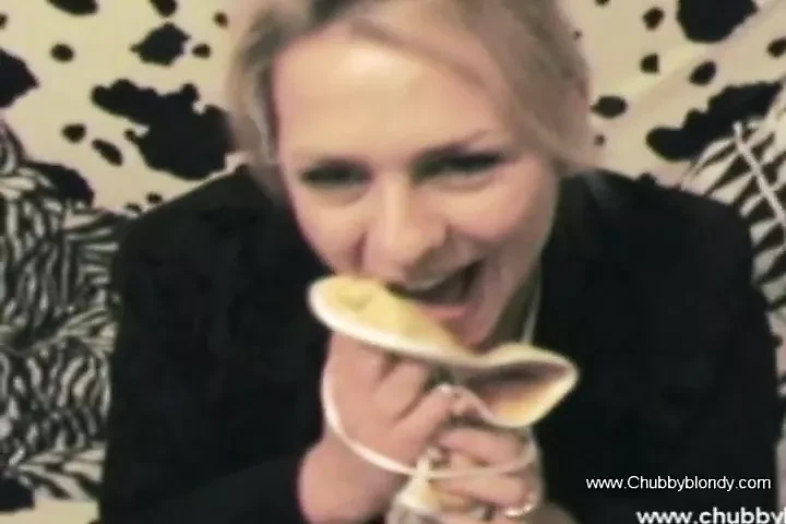 Chubby Blonde Uses Her Toy