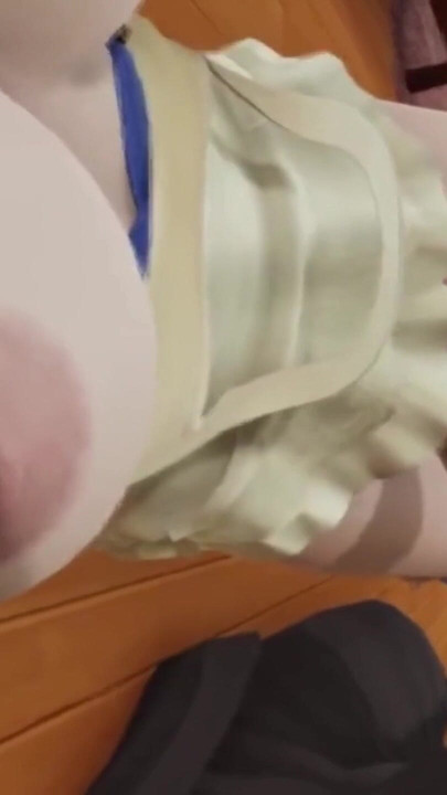 德西風格的胸部按壓、陰部指插和口交 | 短片 1