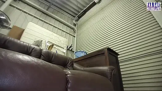 Deep-core Gulp Bliss as She Savors Every Warm Drop in a Dual-mouth Climax Date - 1/4