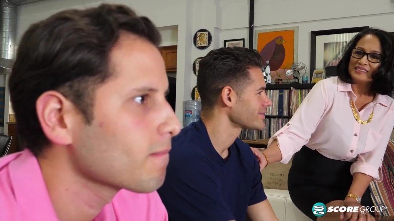 DP'd by her step-son and his buddy!