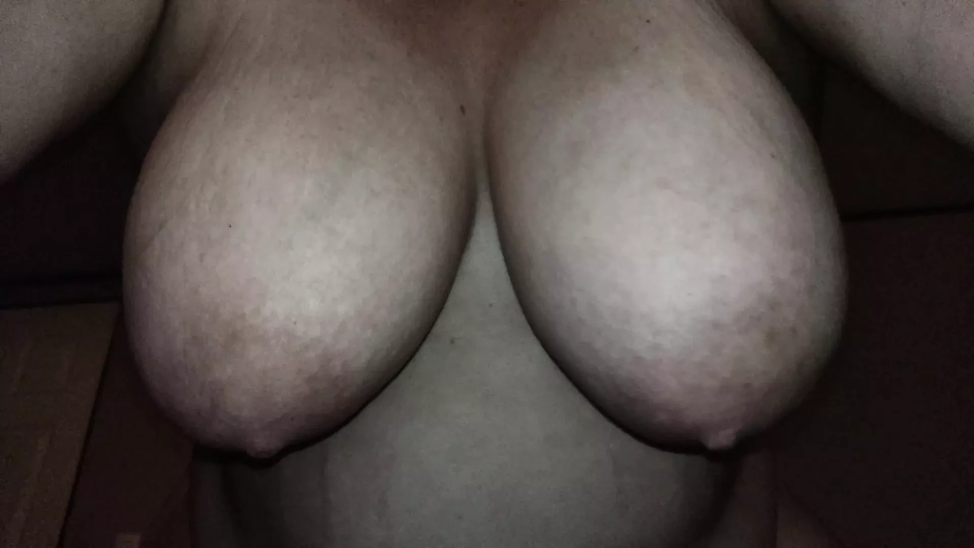 ציצים ענקיים של BBW