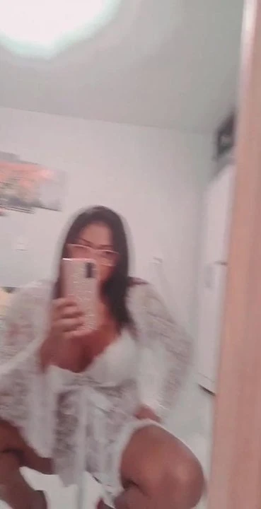Brazilian Milf