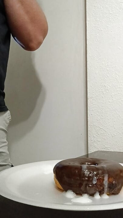 Å komme på en smultring og spise den CEI-mat BWC