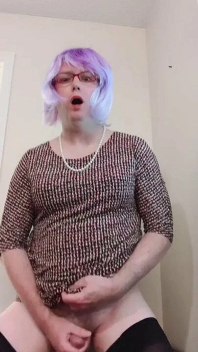 Dildo playing and cumming Pantyluvn sissy