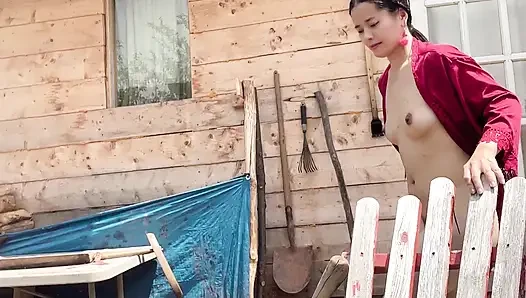 Сексуальная Nake сексуальная киска на улице