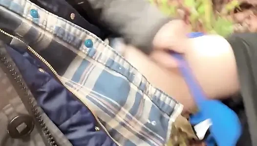 Muschi Pisst Wasser Auf Den Felsen