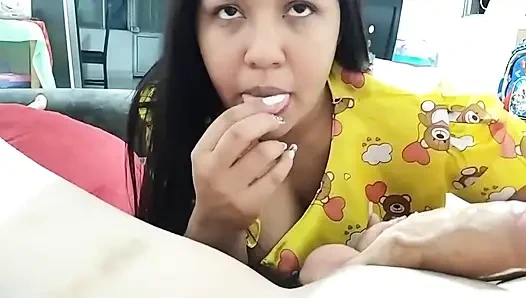 Adik tiriku minta dientot sama kontol besar