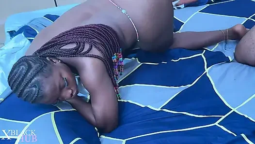 Ebenholz-milf Hat Einen Verrückten Fick