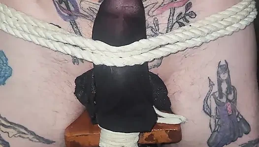 Goode Girl Nylon Und Ballbusting