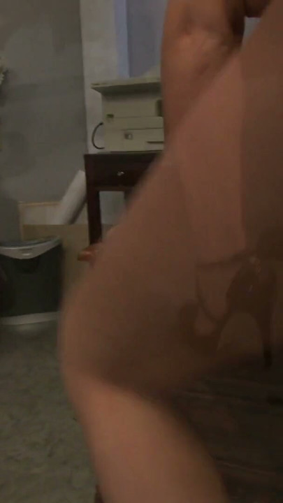 Hot slut gets aroused and fucks in the office with no regrets | Clip 2
