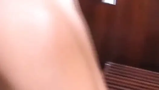 Deutsche schätzchen wurden mit strapon erwischt und gefickt