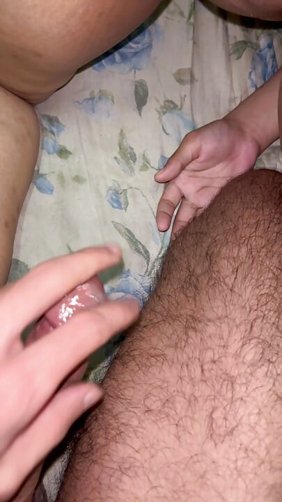 STEP SISTER SHARE BED WITH ME