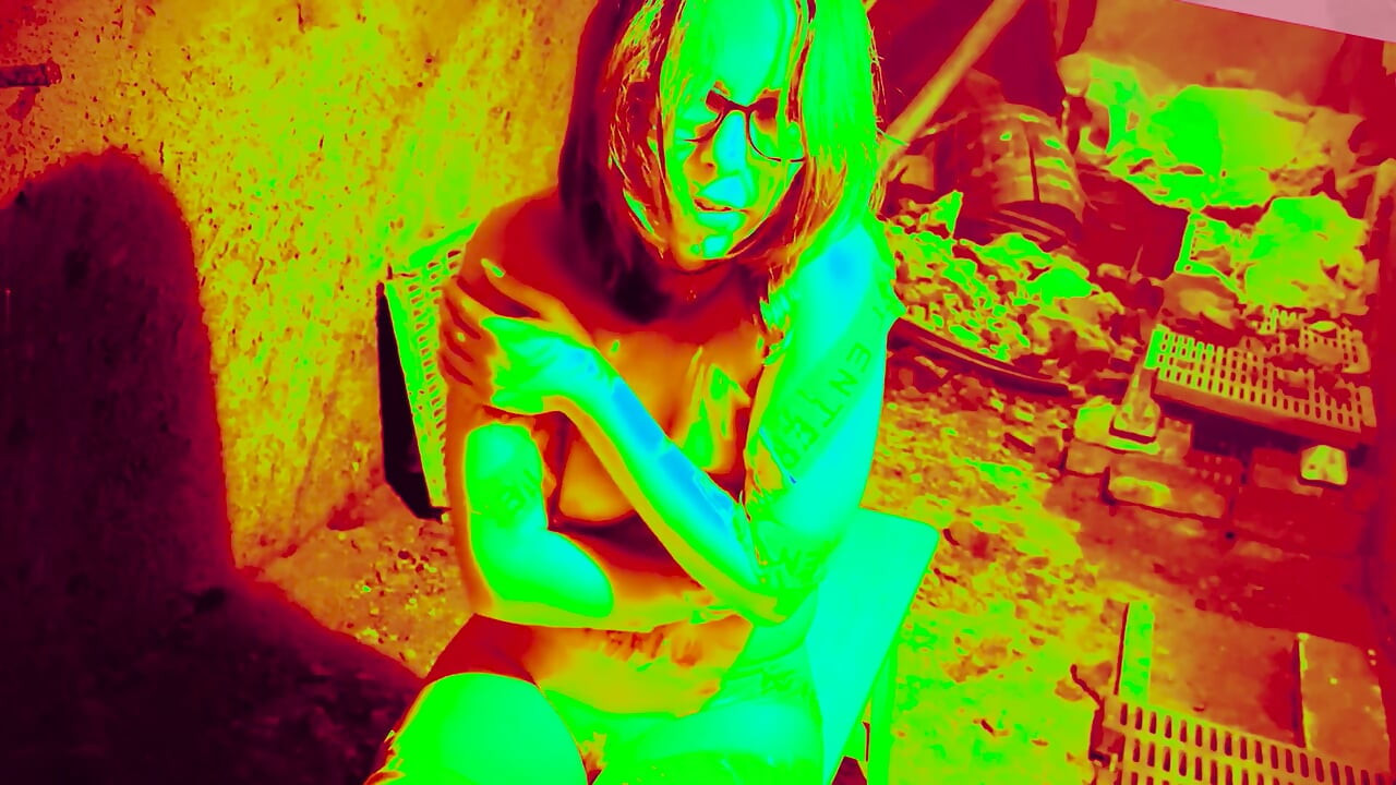 HALLOWEEN HORROR STORY 🧟‍♀️ webcam