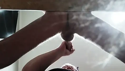 Mulut ibu tiriku dicrot sperma hangat setelah nyepong kontol