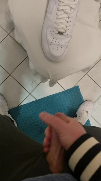 Nike Air Force One mess up💦