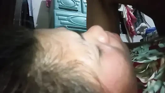 Bayan Gerll gece geç saatlerde seks