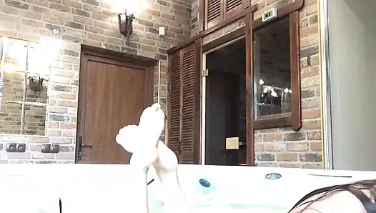 Bugil di ruangan sauna umum