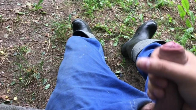 Worker jerking