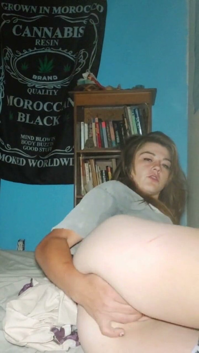 Cute brunette Fingering herself before bedtime | Clip 1
