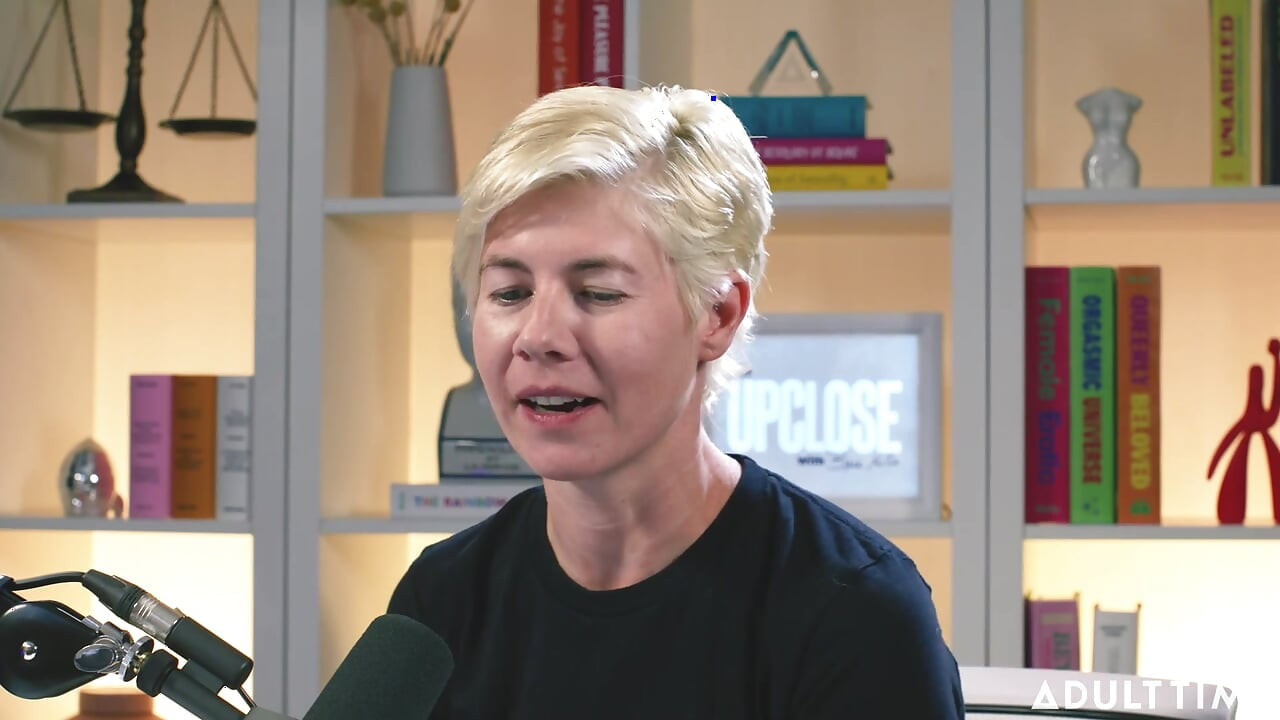 Gal Ritchie: Spiegler Girl & Hentai Lover | the Adult Time Podcast