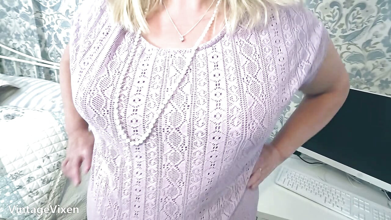 Busty Sexy Mature BBW Housework Big Tits Huge Retro Bra Hairy Pussy