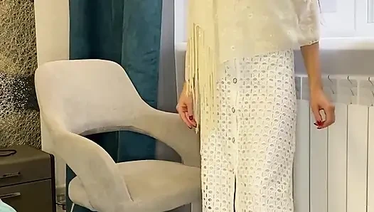 Ayak kölesi eğitimi, tuvalet aşağılaması