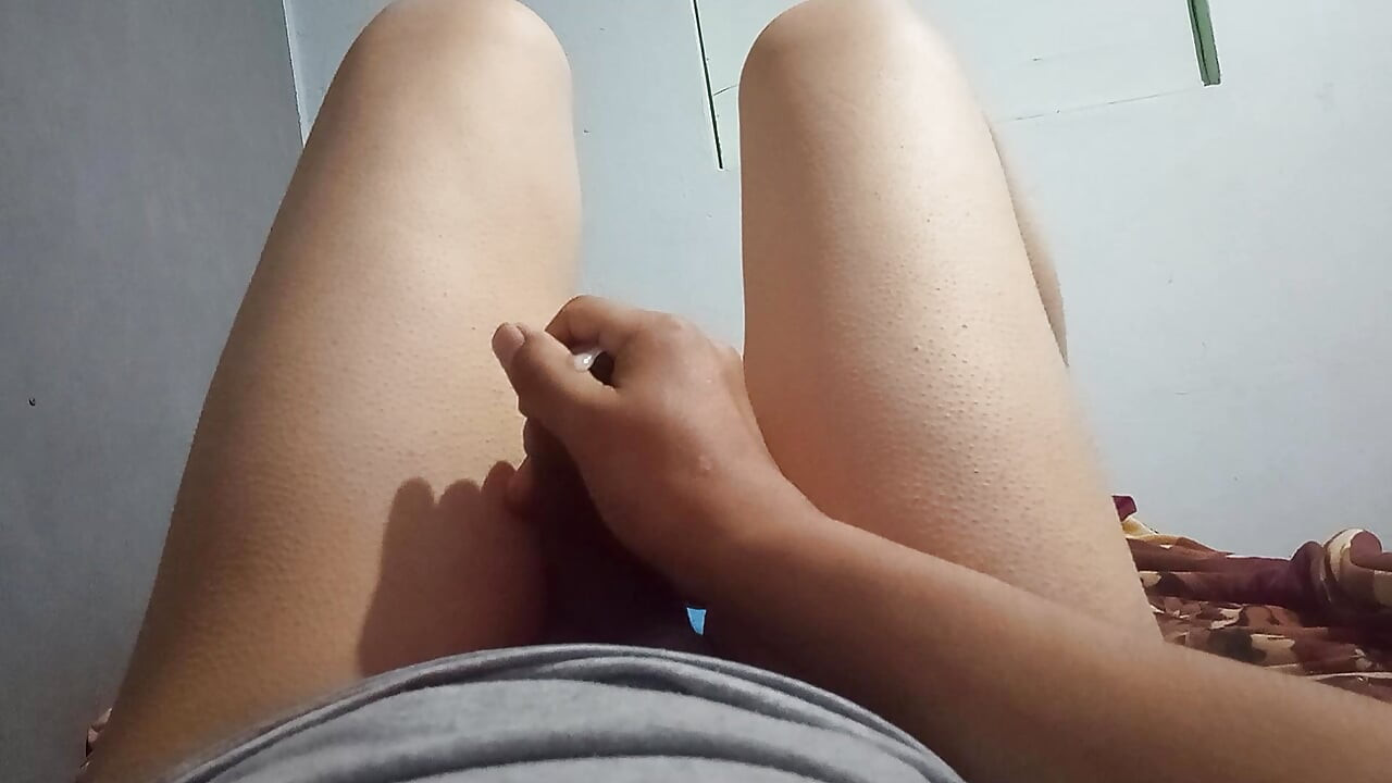 The happy ending with real masturbation. She shows off her beautiful legs.