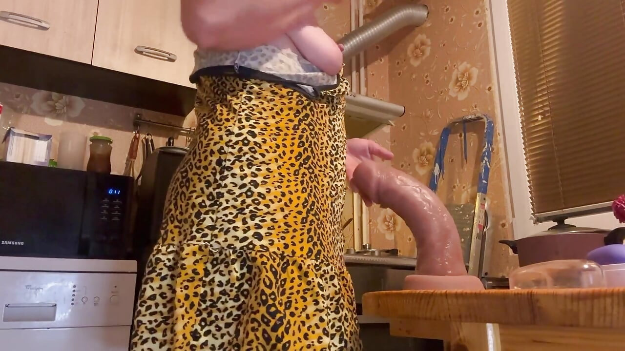 So Horny That Masturbate Whole Cooking