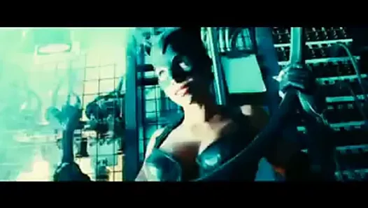 Sexy Halle Berry as Catwoman - Wow!