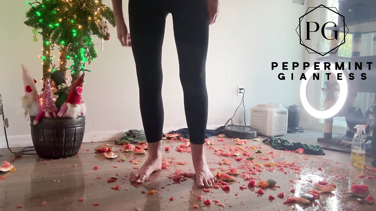 Fruit Crush Aftermath: Sprzątanie soczystego bałaganu na podłodze