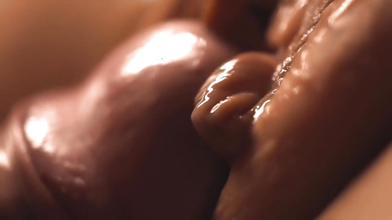 Fucking an Teen and Cumming on Her!