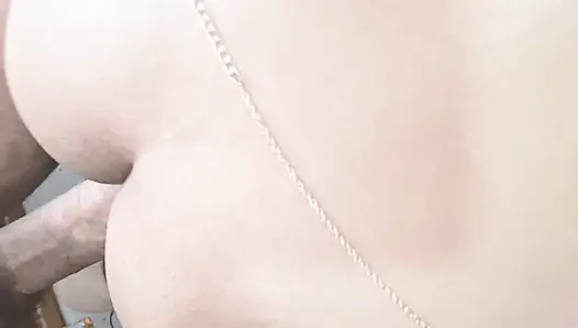 Little Thailand: Ayah, mereka menggosok penis besar mereka di vagina mungilku, oke?