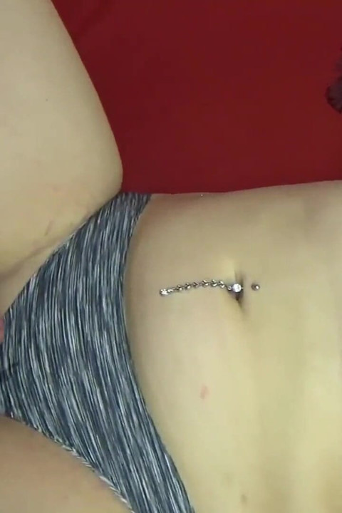 Teen Dymond takes the cum on her face