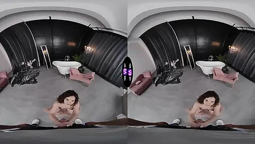 Azgın Simona Purr banyo sırası tartışmalarını tutkulu seks oyununa dönüştürüyor - teenmegaworld