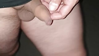 夜の裸の道歩き..人前で大人のおもちゃで遊ぶ