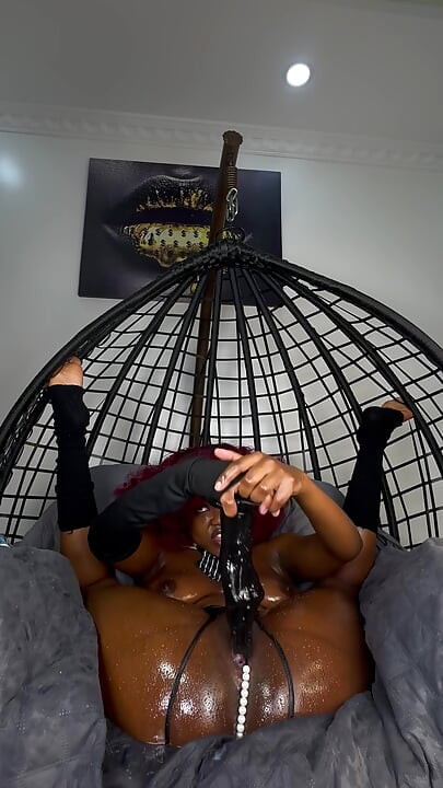 Vuistneuken met dildo's zal absoluut het einde van mij zijn