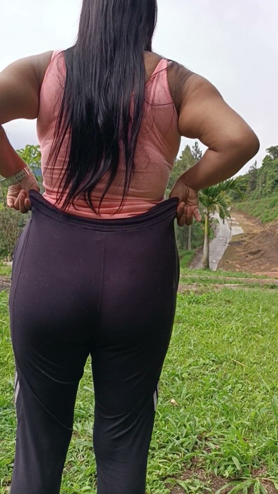 Big ass latina girl walking nude outdoors | Clip 2