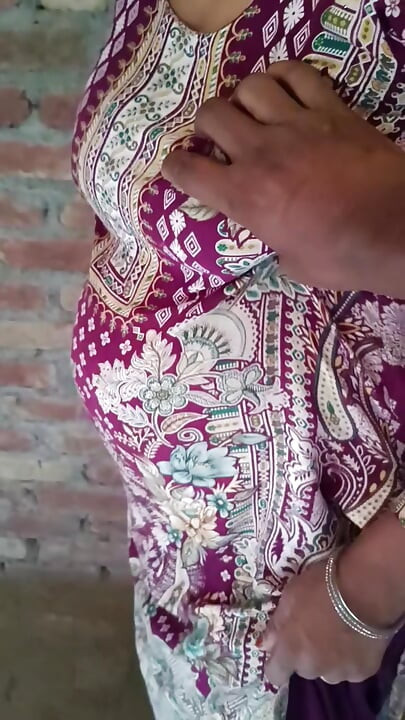 Bhabhi ko jyada