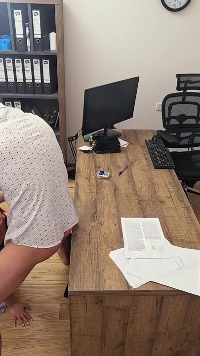 LOAN4K. I'm ready to start a new business thanks to my pussy | Clip 1