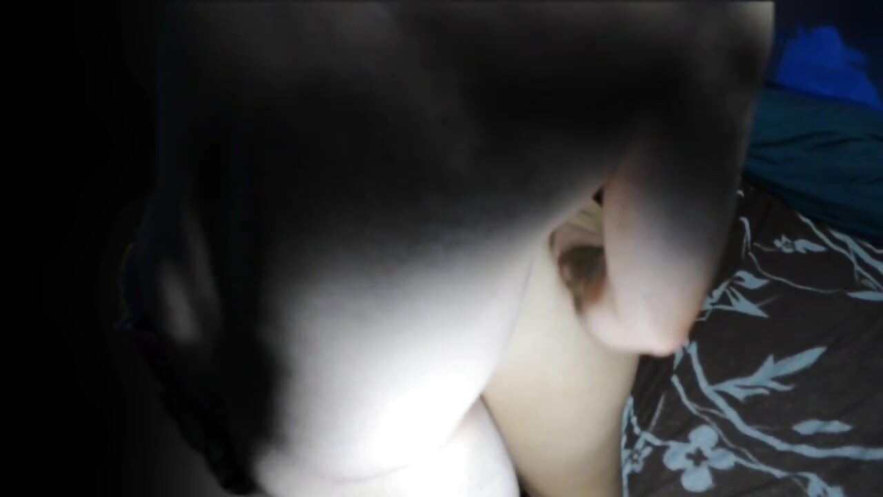 CAPACIDADE ILIMITADO: MINHA MEIA-IRMÃ MIA REALMENTE NÃO TEM UM PREENCHIMENTO ELA COLOCA TODO O MEU PAU NA BUNDA DELA!