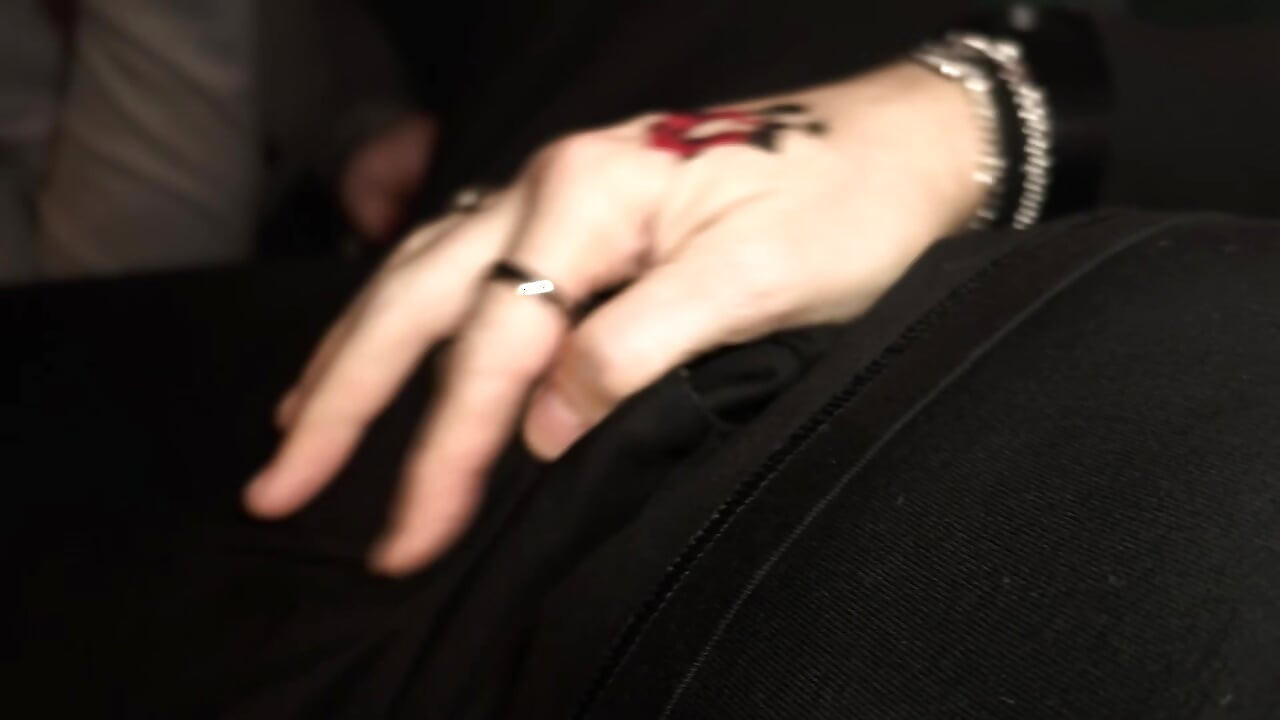 무료 사용 파트 1과 2 - 핸잡과 오럴