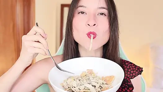 Mukbang Spaghetti - Mukbang Videos Available
