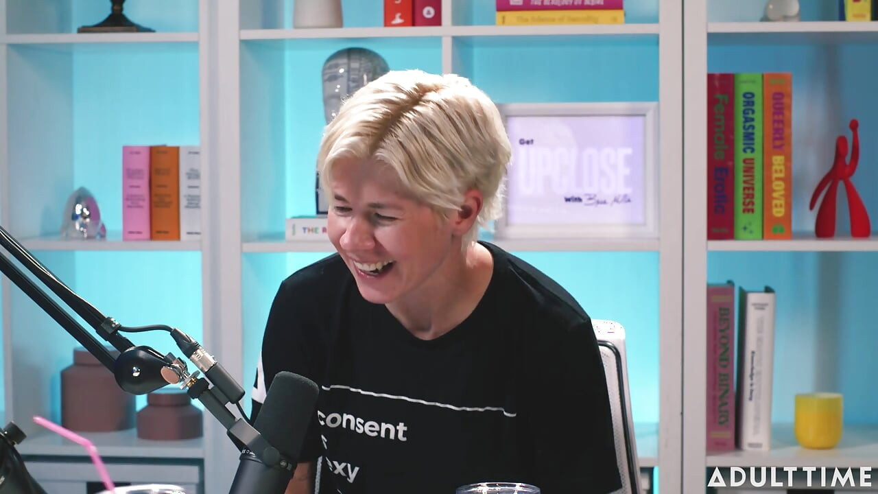 Lilly Bell exhibicionismo, sexting y delegación de poder | el podcast de tiempo para adultos