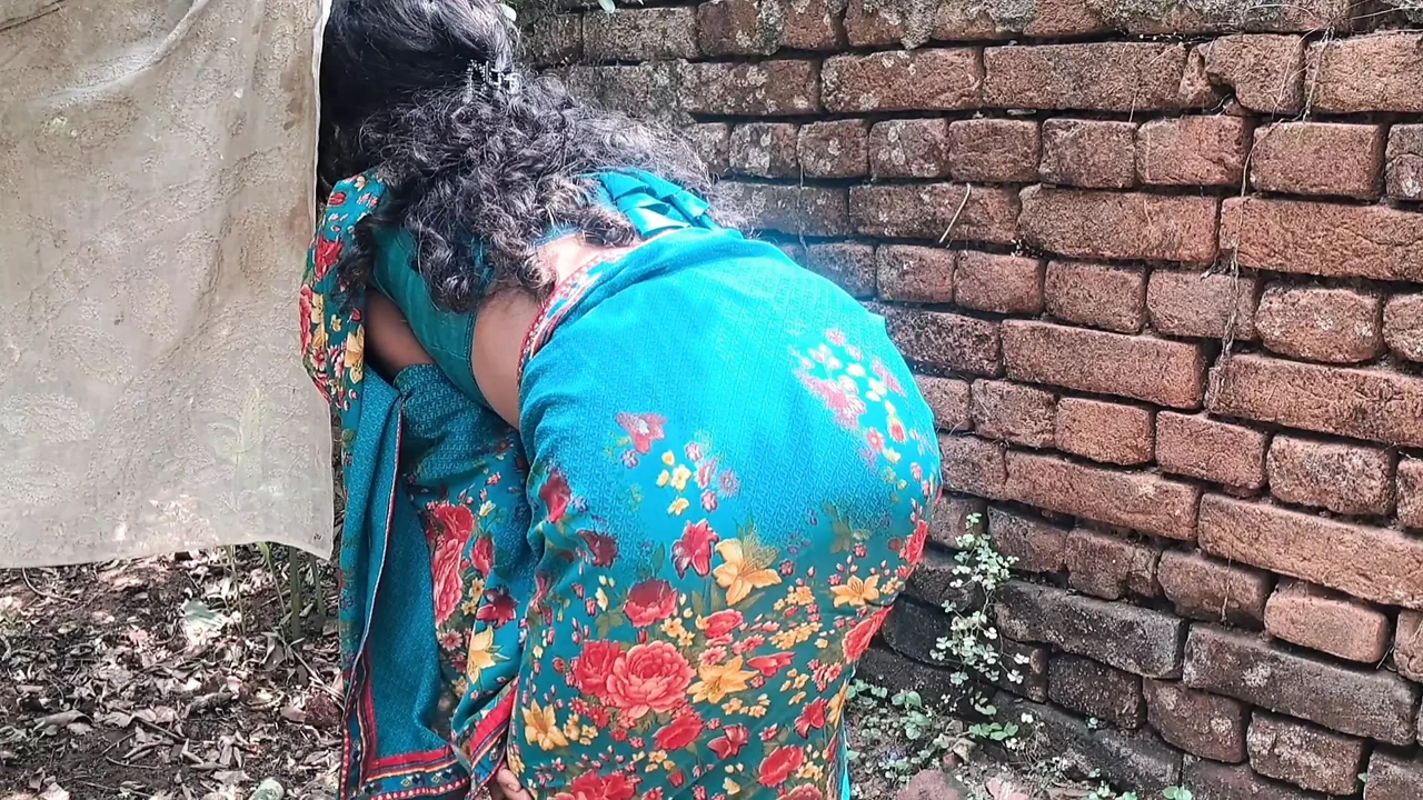 Desi wife hard-core outdoor